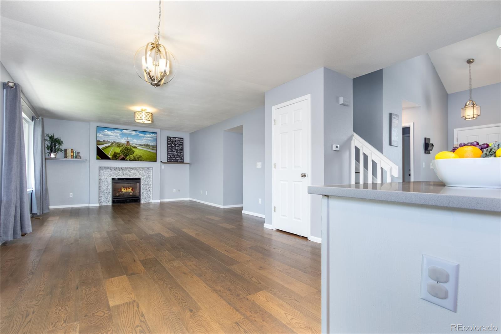 9875 West Castle Ridge Court Highlands Ranch, CO 80129 - Photo 10 of 39 Gallery Image 10