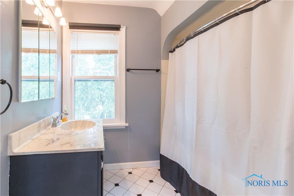 2536 Gracewood Road Toledo, OH 43613 - Photo 32 of 41 Gallery Image 32