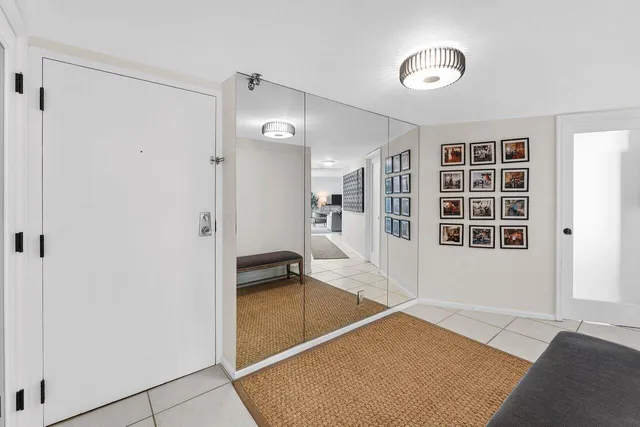 $6,500 | 5420 North Ocean Drive, Unit 1605, Singer Island, FL 33404