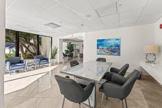 $6,500 | 5420 North Ocean Drive, Unit 1605, Singer Island, FL 33404