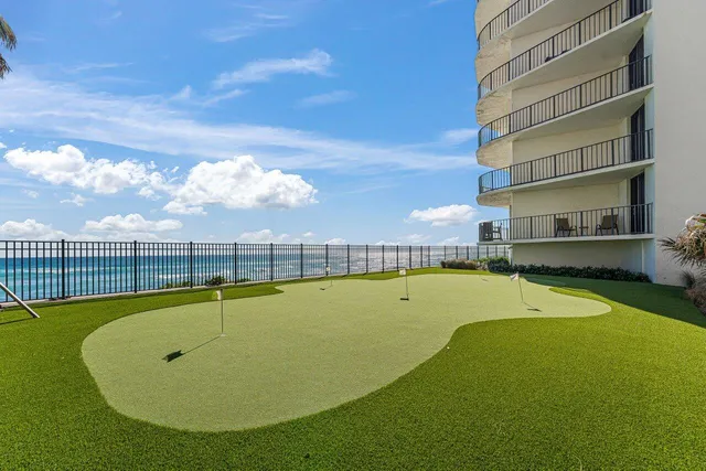 $6,500 | 5420 North Ocean Drive, Unit 1605, Singer Island, FL 33404