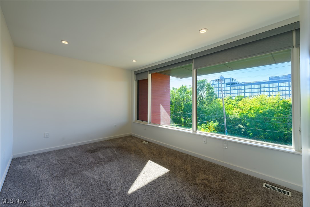 2079 Columbus Road Cleveland, OH 44113 - Photo 30 of 44 Gallery Image 30
