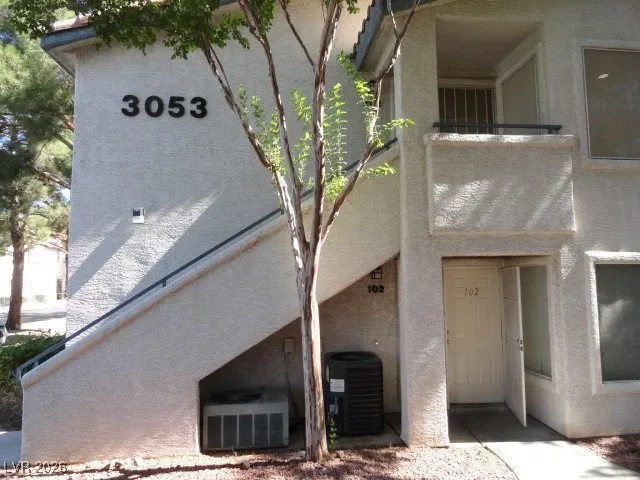 $1,199 | 3053 Casey Drive, Unit 102, Las Vegas, NV 89120
