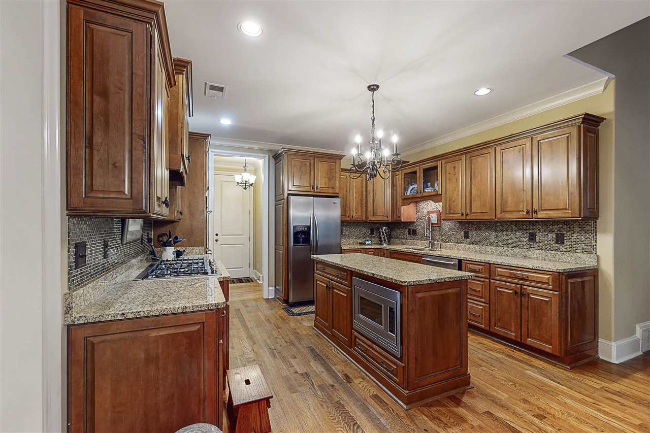 4585 Sequoia Road Memphis, TN 38117 - Photo 12 of 25