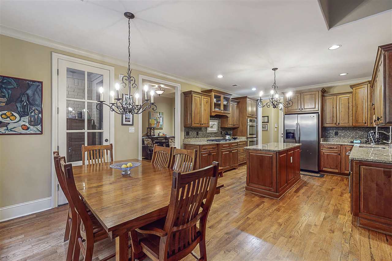 4585 Sequoia Road Memphis, TN 38117 - Photo 13 of 25