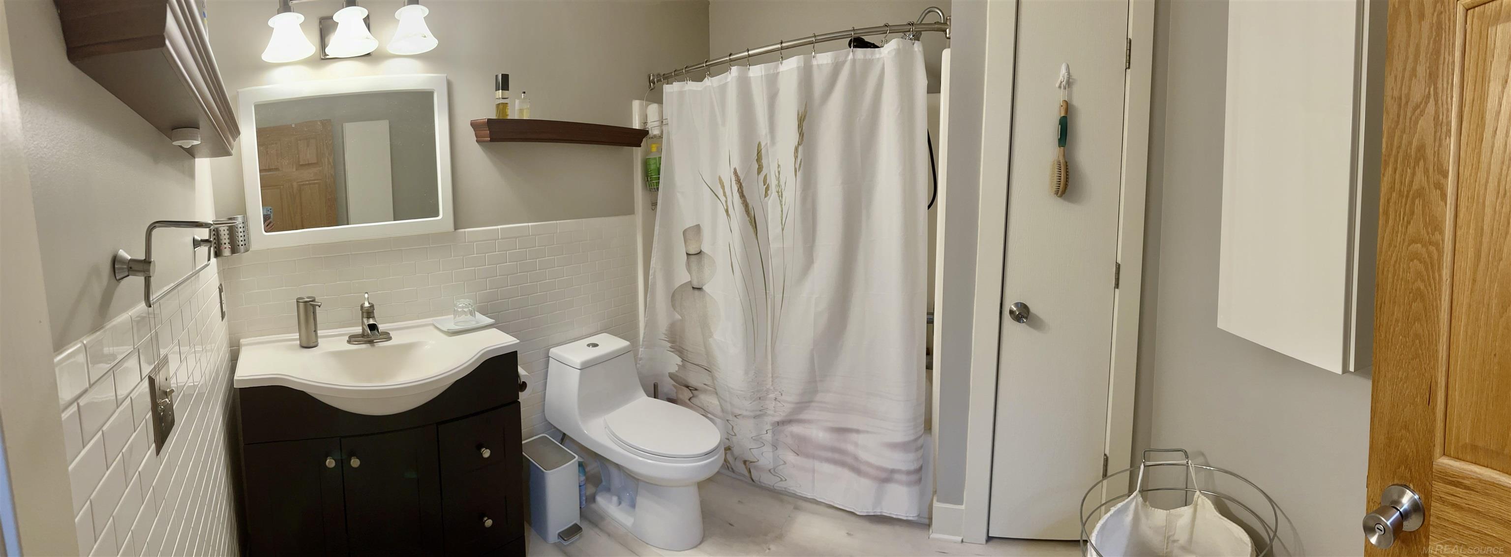 1441 6th Street Northwest Grand Rapids, MI 49504 - Photo 17 of 27