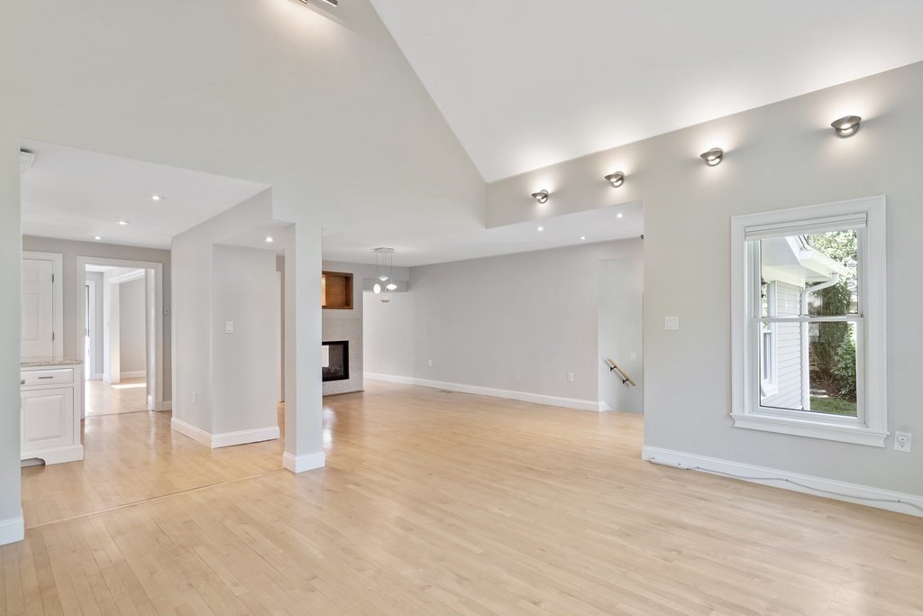 20 Shirley Street Lexington, MA 02421 - Photo 12 of 37 Gallery Image 12