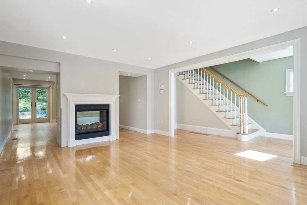 20 Shirley Street Lexington, MA 02421 - Photo 14 of 37 Gallery Image 14