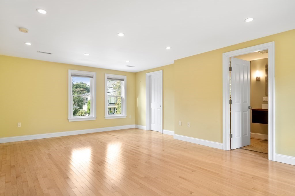 20 Shirley Street Lexington, MA 02421 - Photo 17 of 37 Gallery Image 17