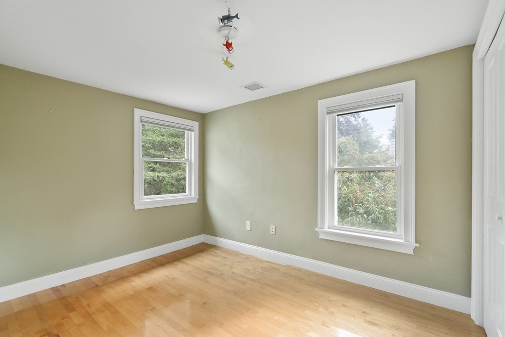 20 Shirley Street Lexington, MA 02421 - Photo 20 of 37 Gallery Image 20