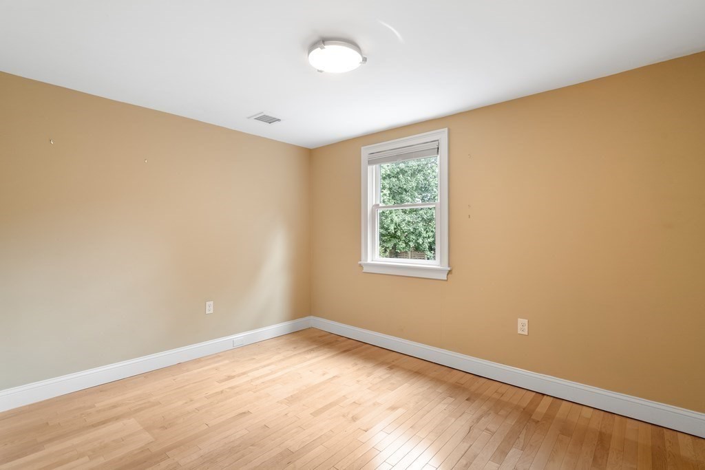 20 Shirley Street Lexington, MA 02421 - Photo 21 of 37 Gallery Image 21