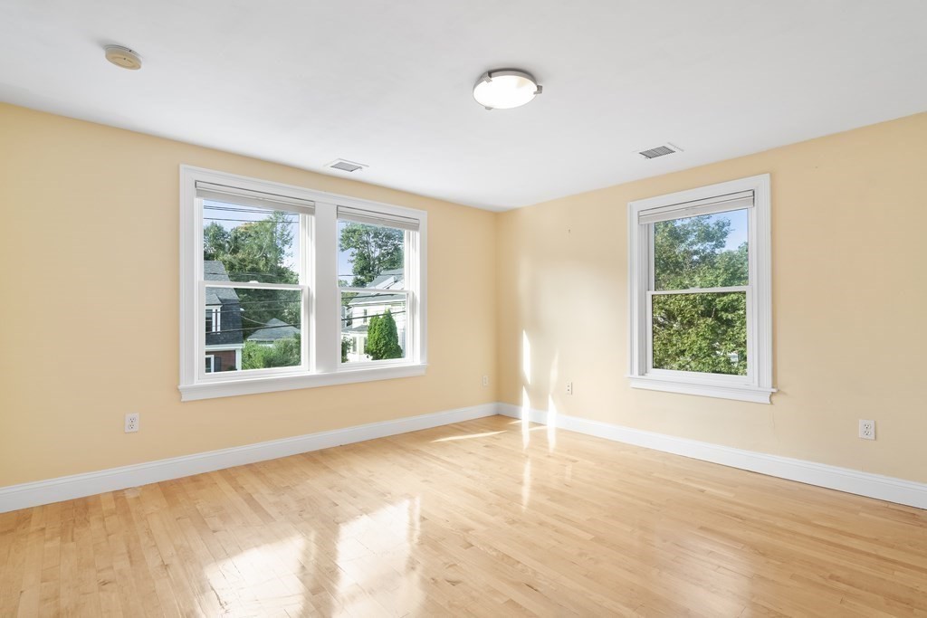 20 Shirley Street Lexington, MA 02421 - Photo 22 of 37 Gallery Image 22