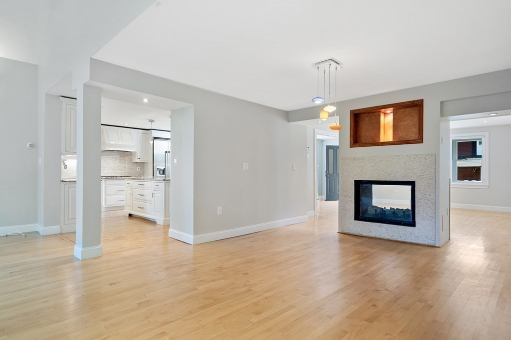 20 Shirley Street Lexington, MA 02421 - Photo 6 of 37 Gallery Image 6