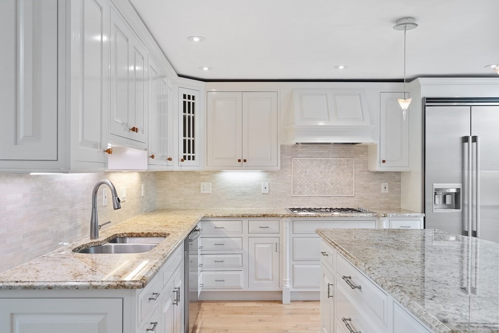 20 Shirley Street Lexington, MA 02421 - Photo 8 of 37 Gallery Image 8