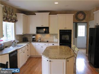 735 Sugars Bridge Road West Chester, PA 19380 - Photo 6 of 12 Kitchen