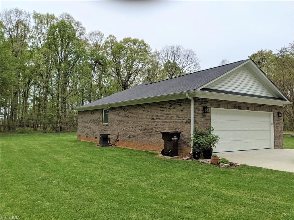 9159 Idol Cox Road Colfax, NC 27235 - Photo 5 of 23 Gallery Image 5