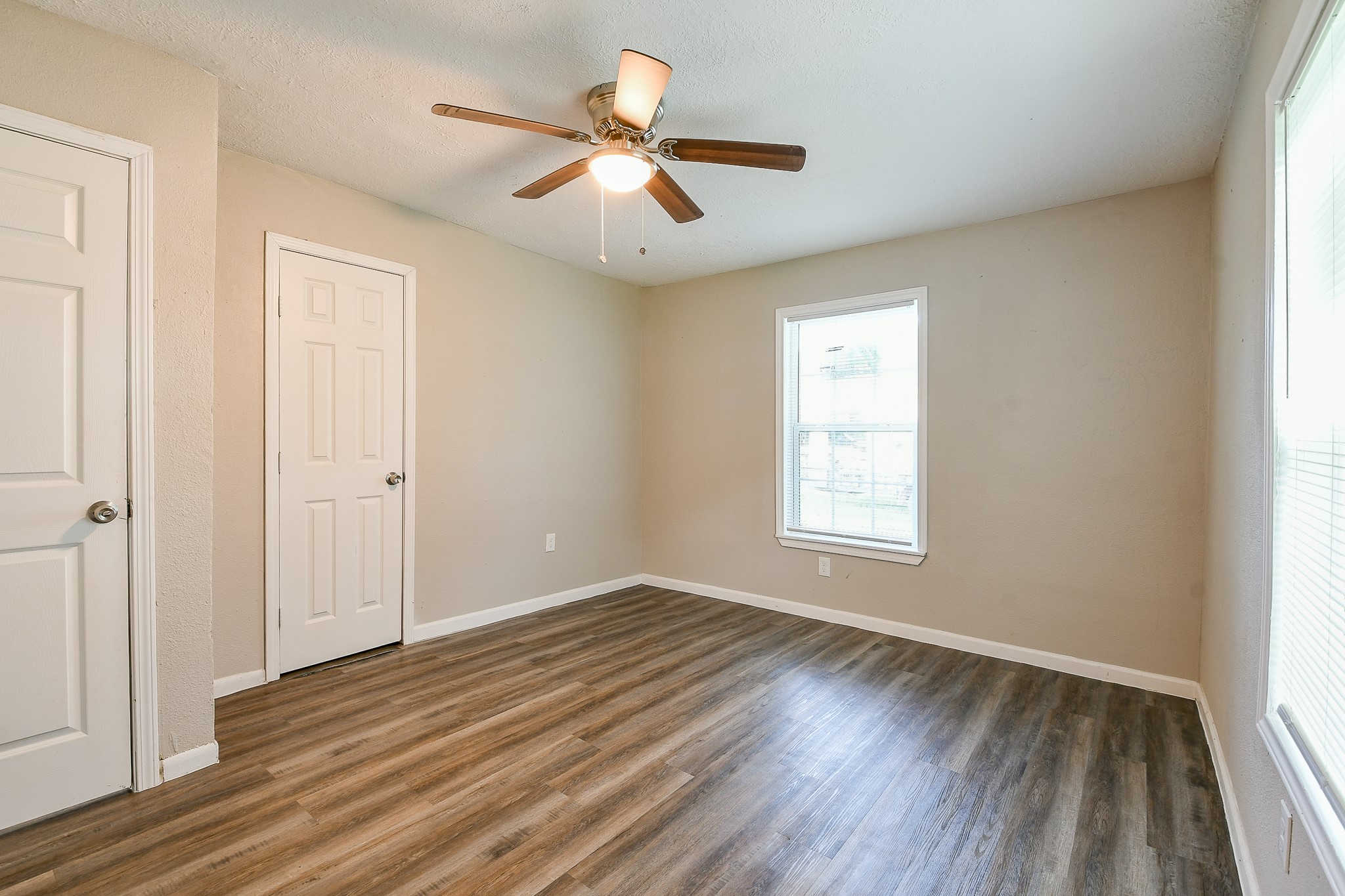 319 Rustic Drive Pasadena, TX 77502 - Photo 20 of 24 Gallery Image 20