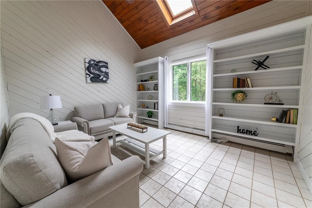 50 Beechwood Drive Cranston, RI 02921 - Photo 13 of 34