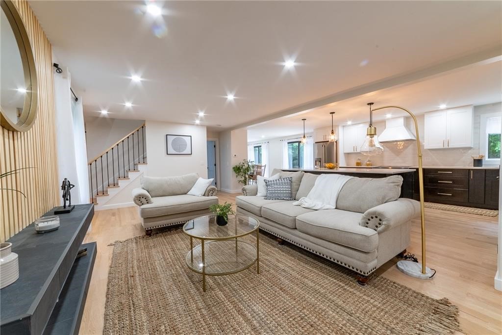 50 Beechwood Drive Cranston, RI 02921 - Photo 6 of 34