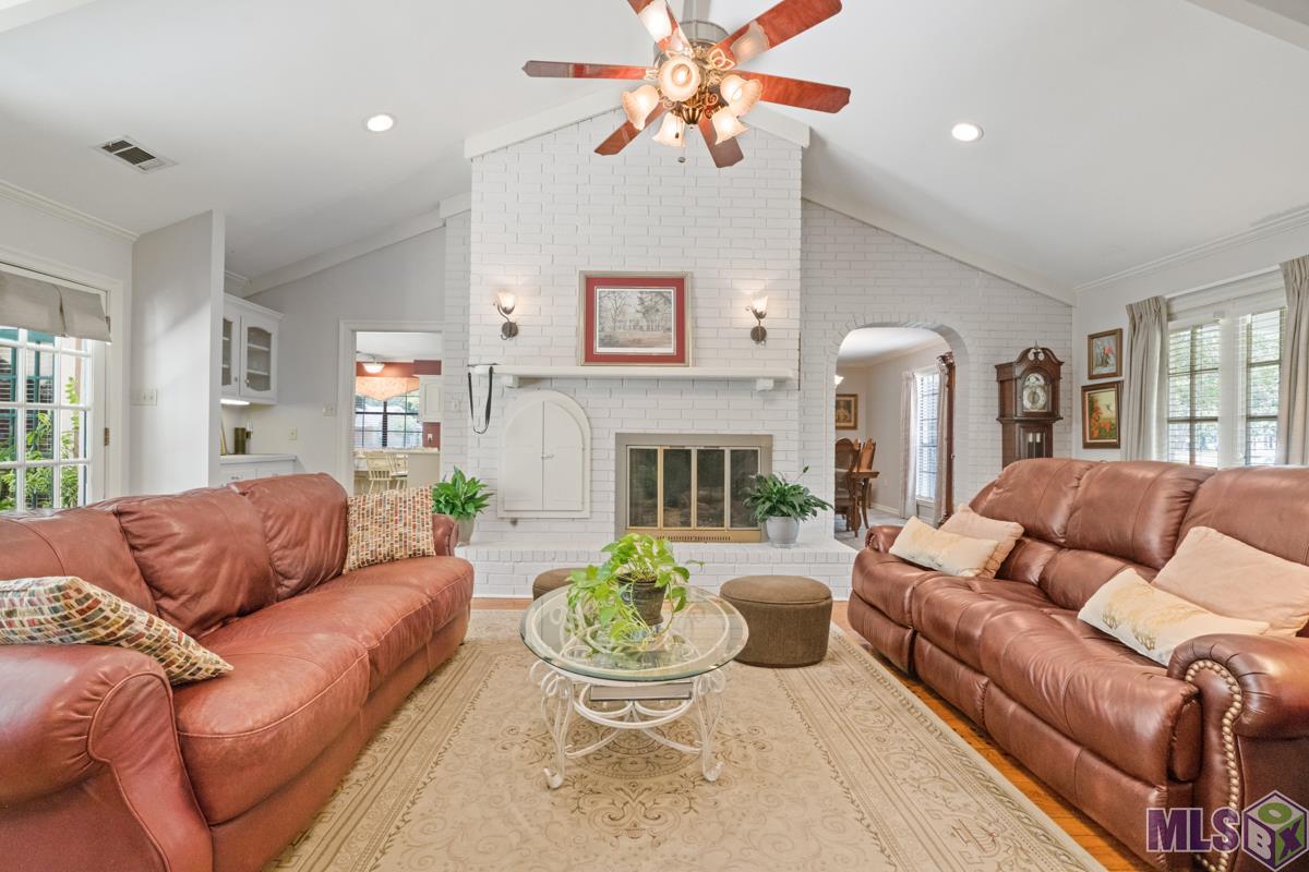 12760 Triple B Road Central, LA 70739 - Photo 7 of 30