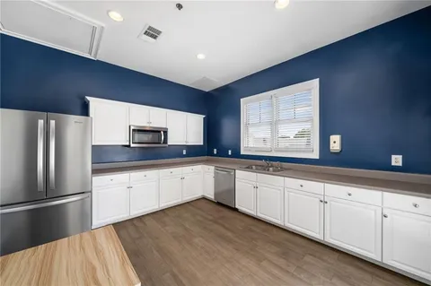 $900,000 | 850 Piedmont Avenue Northeast, Unit 3318, Atlanta, GA 30308