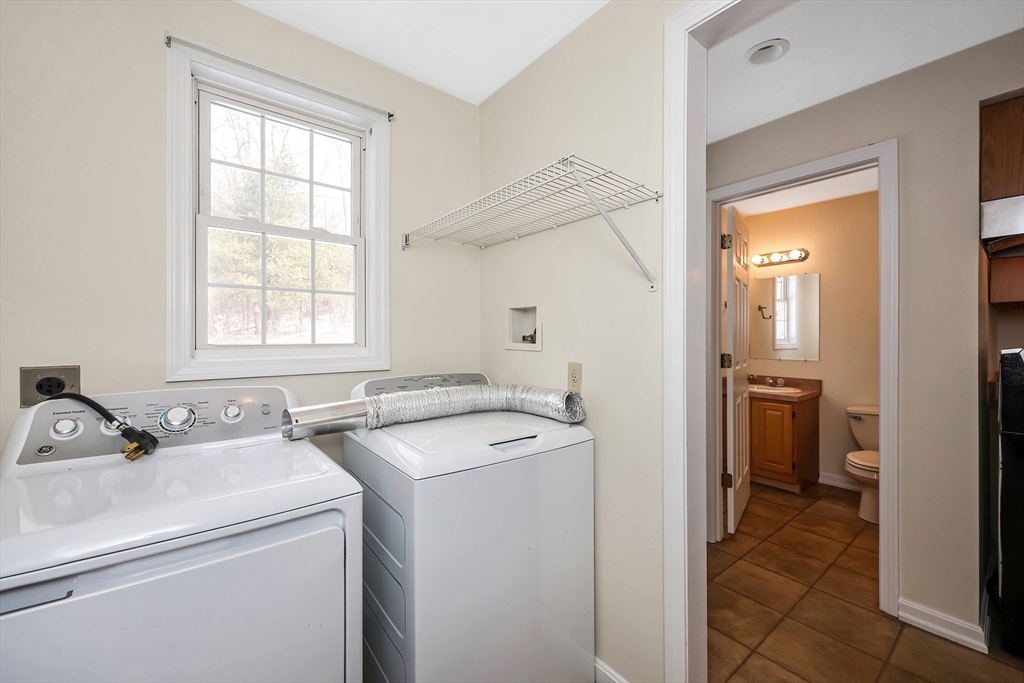 108 Fiskdale Road Brookfield, MA 01506 - Photo 23 of 36 Gallery Image 23
