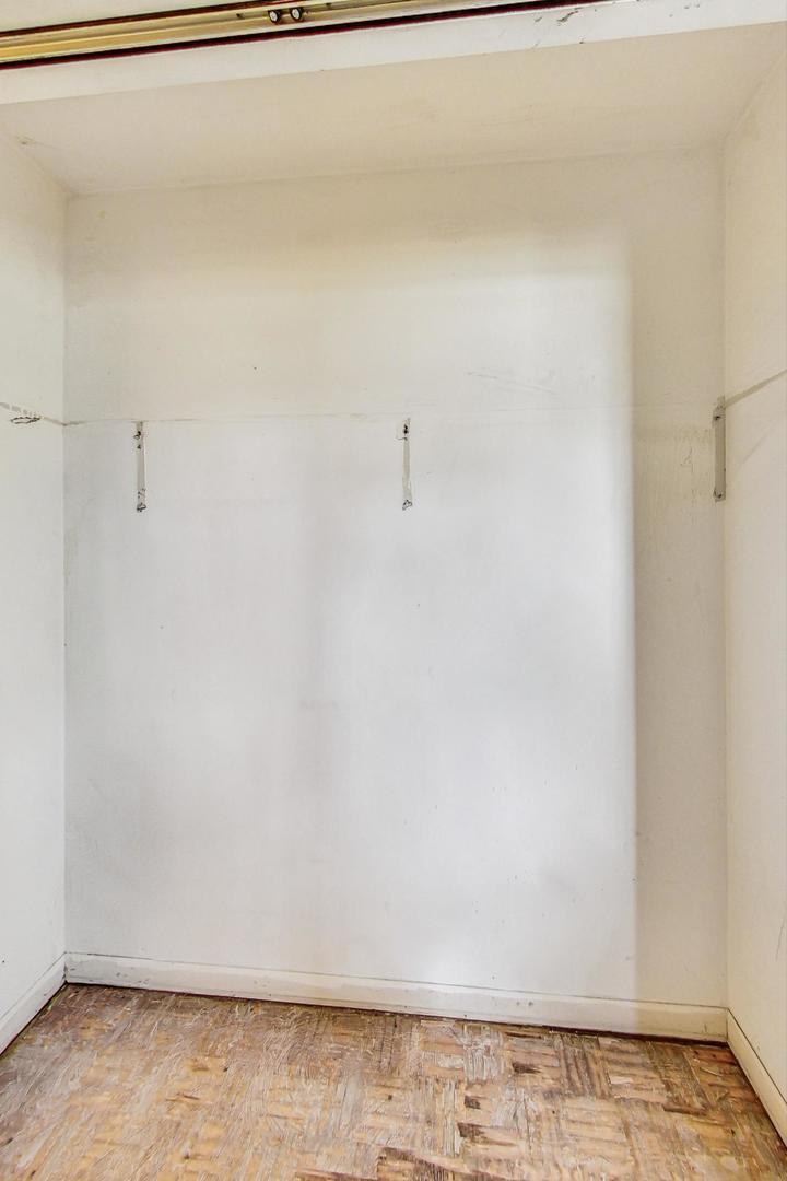 771 Ridge Road Highland Park, IL 60035 - Photo 28 of 54 a view of an empty room
