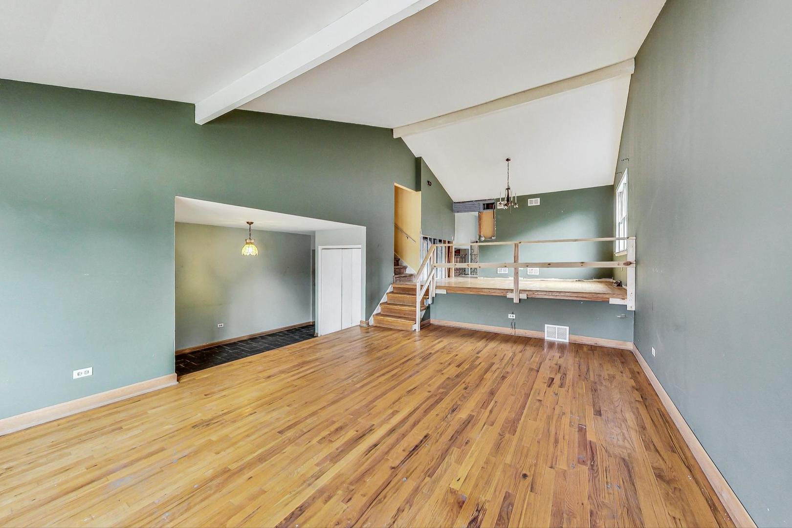 771 Ridge Road Highland Park, IL 60035 - Photo 9 of 54 a view of empty room with wooden floor