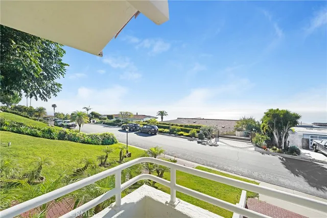 $9,500 | 30344 Rhone Drive, Rancho Palos Verdes, CA 90275