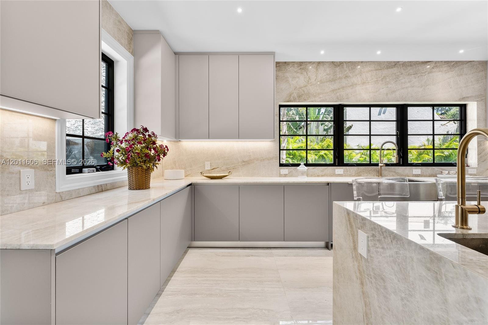 547 Northeast 57th Street Miami, FL 33137 - Photo 18 of 39