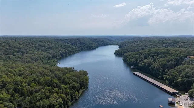 $300,000 | 404 Stones Throw Court, Defiance, MO 63341