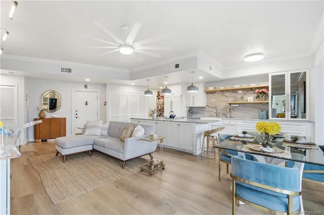 $495,000 | 150 Southeast Four Winds Drive, Unit B208, Stuart, FL 34996