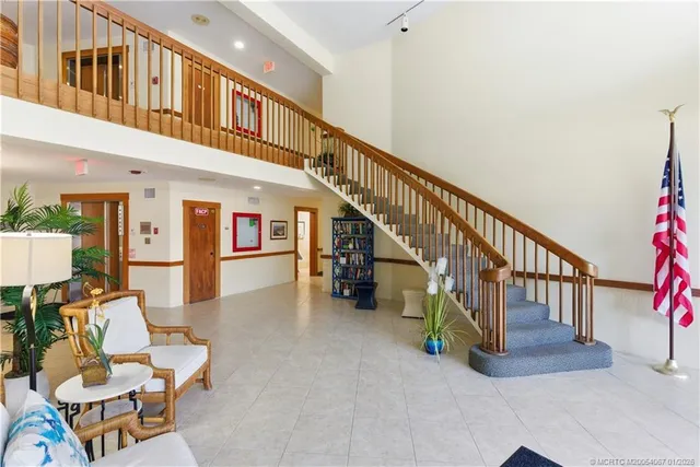 $495,000 | 150 Southeast Four Winds Drive, Unit B208, Stuart, FL 34996