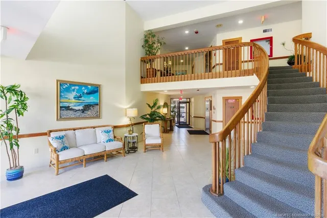 $495,000 | 150 Southeast Four Winds Drive, Unit B208, Stuart, FL 34996