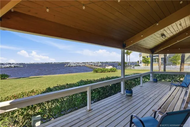 $495,000 | 150 Southeast Four Winds Drive, Unit B208, Stuart, FL 34996