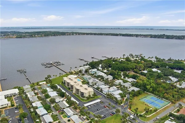 $495,000 | 150 Southeast Four Winds Drive, Unit B208, Stuart, FL 34996