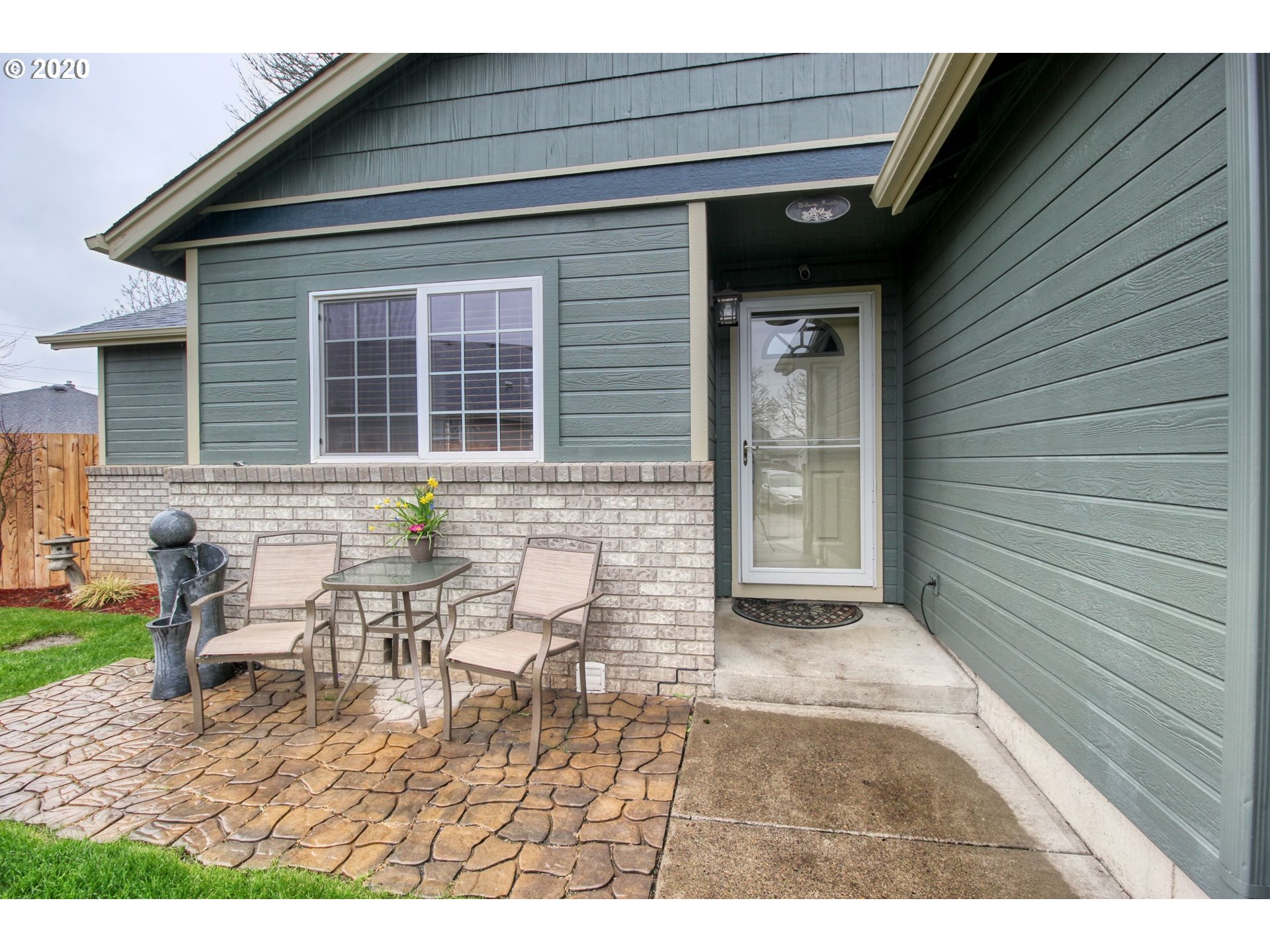 2330 Otto Street Springfield, OR 97477 - Photo 3 of 27
