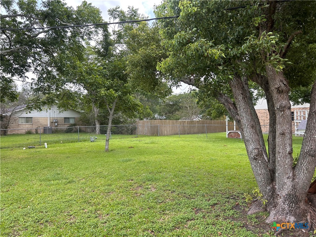 614 Apollo Drive Edna, TX 77957 - Photo 27 of 41 Backyard