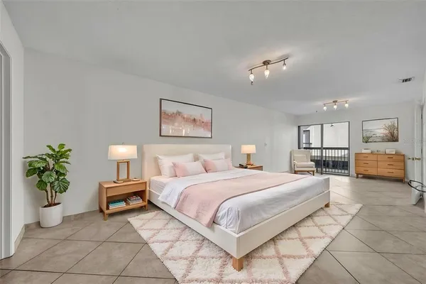 $495,000 | 300 Carolina Avenue, Unit 207, Winter Park, FL 32789