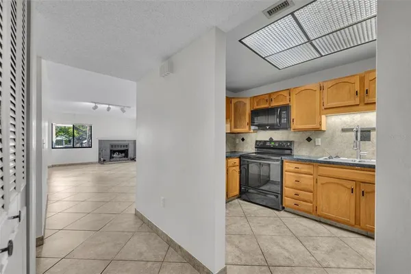 $495,000 | 300 Carolina Avenue, Unit 207, Winter Park, FL 32789