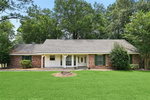 $2,100 | 32 Beth Drive, Covington, LA 70433