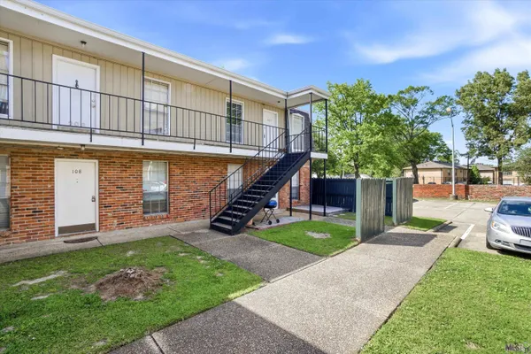 $90,000 | 1755 College Drive, Unit 209, Baton Rouge, LA 70808