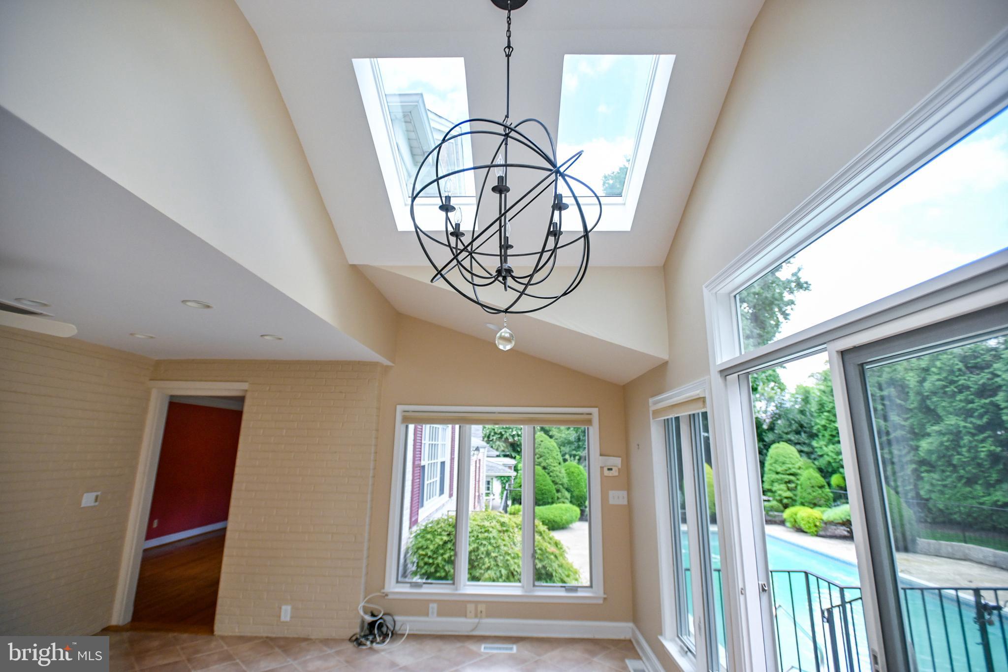 8031 Glendale Road Chevy Chase, MD 20815 - Photo 36 of 72 All Season Sun Room