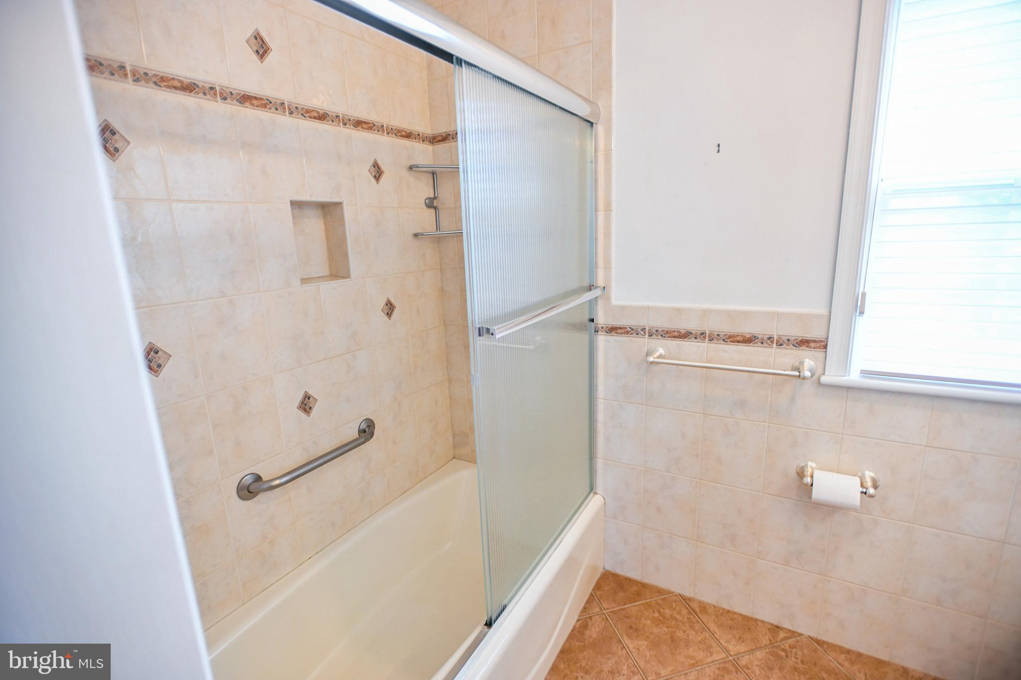 8031 Glendale Road Chevy Chase, MD 20815 - Photo 52 of 72 2nd Floor Hall Bath