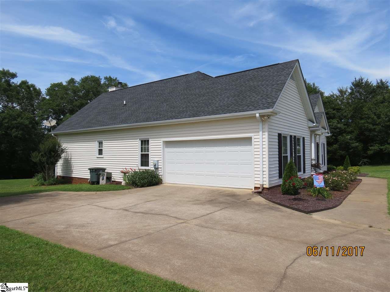 307 Parker Slatton Road Simpsonville, SC 29681 - Photo 29 of 30 Gallery Image 29