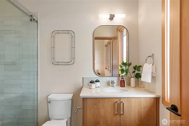 $1,860,000 | 671 Ravens Home Lane, Malaga, WA 98828