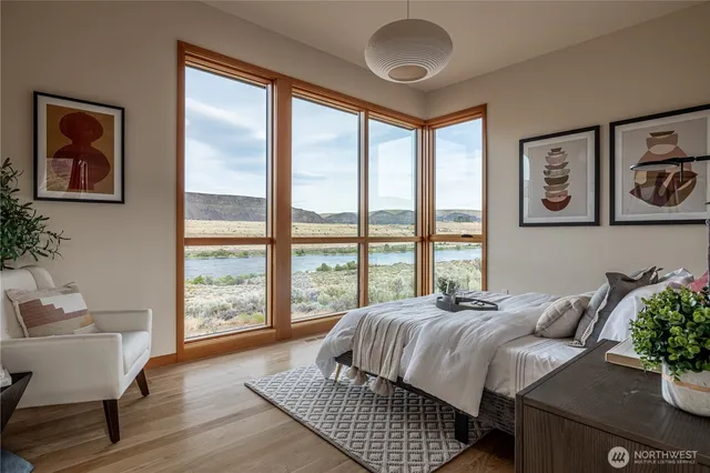 $1,860,000 | 671 Ravens Home Lane, Malaga, WA 98828