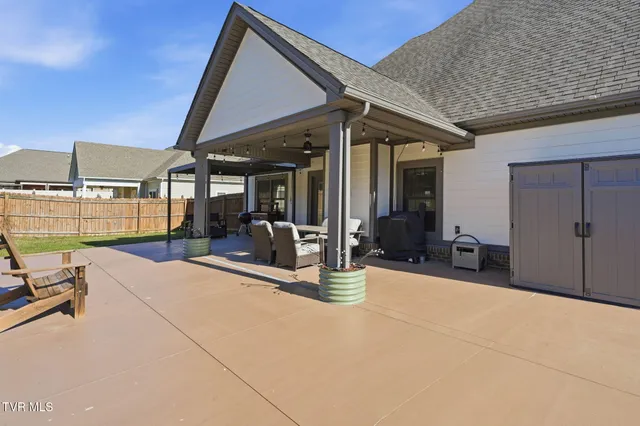 $625,000 | 241 Laurel Canyon, Johnson City, TN 37615