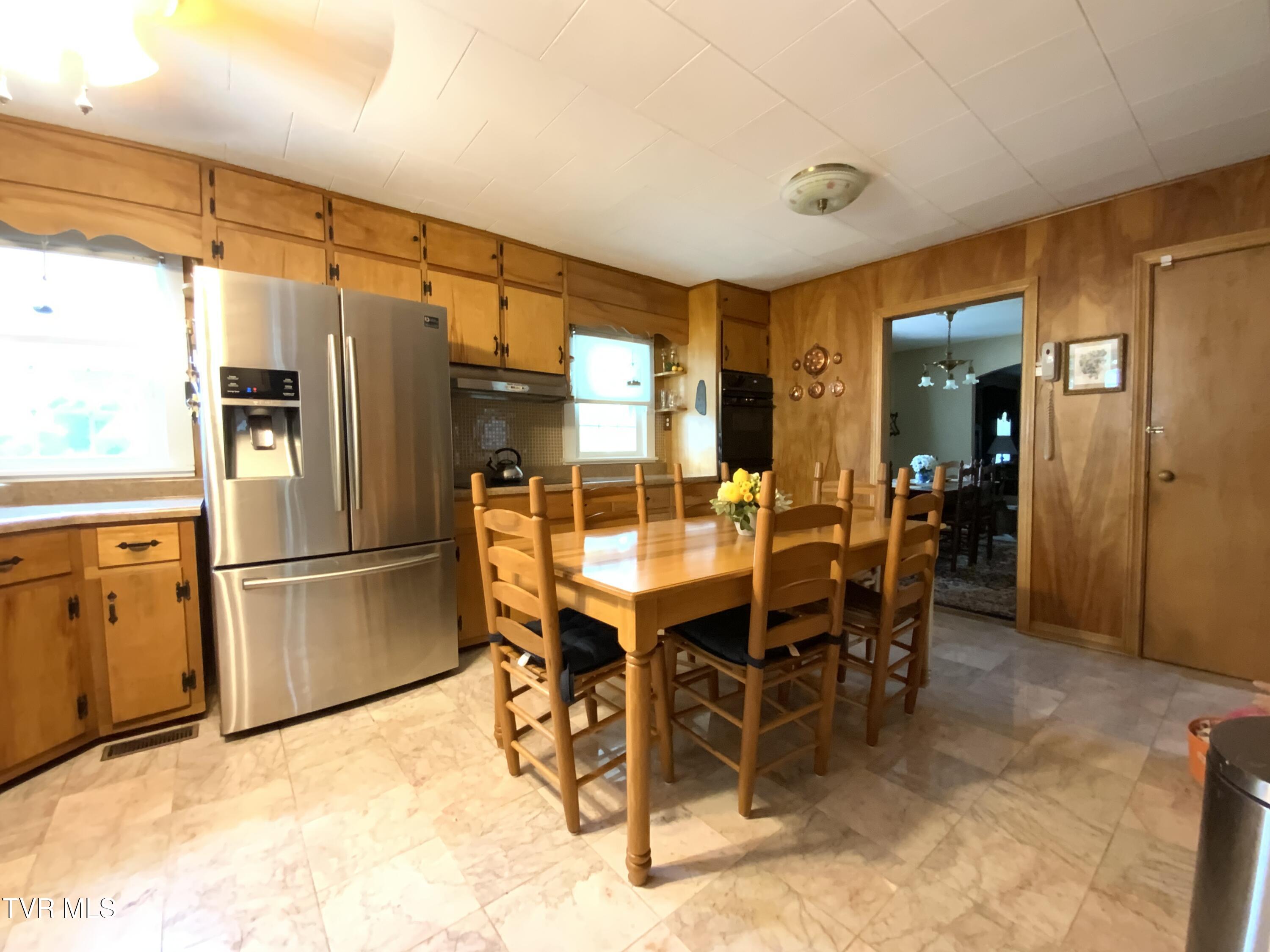 1225 Erwin Highway Greeneville, TN 37745 - Photo 29 of 55 IMG_3714