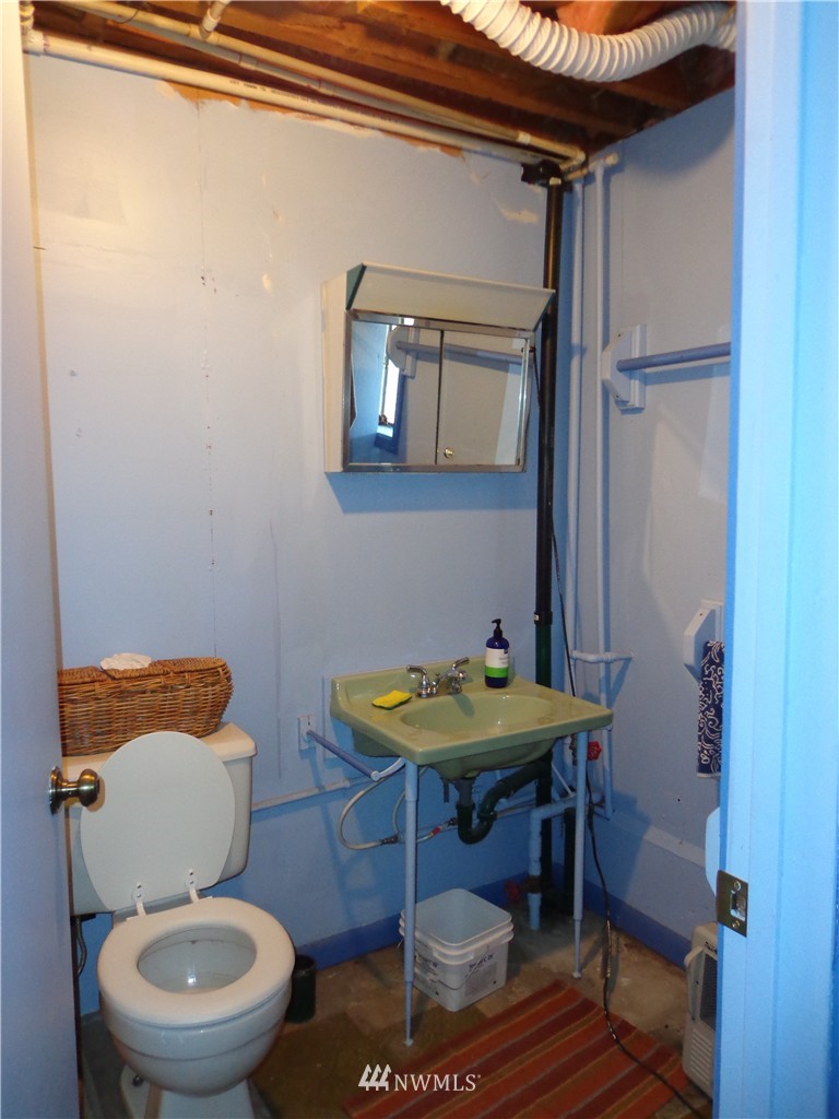 787 Customs Road Curlew, WA 99118 - Photo 14 of 25 Gallery Image 14
